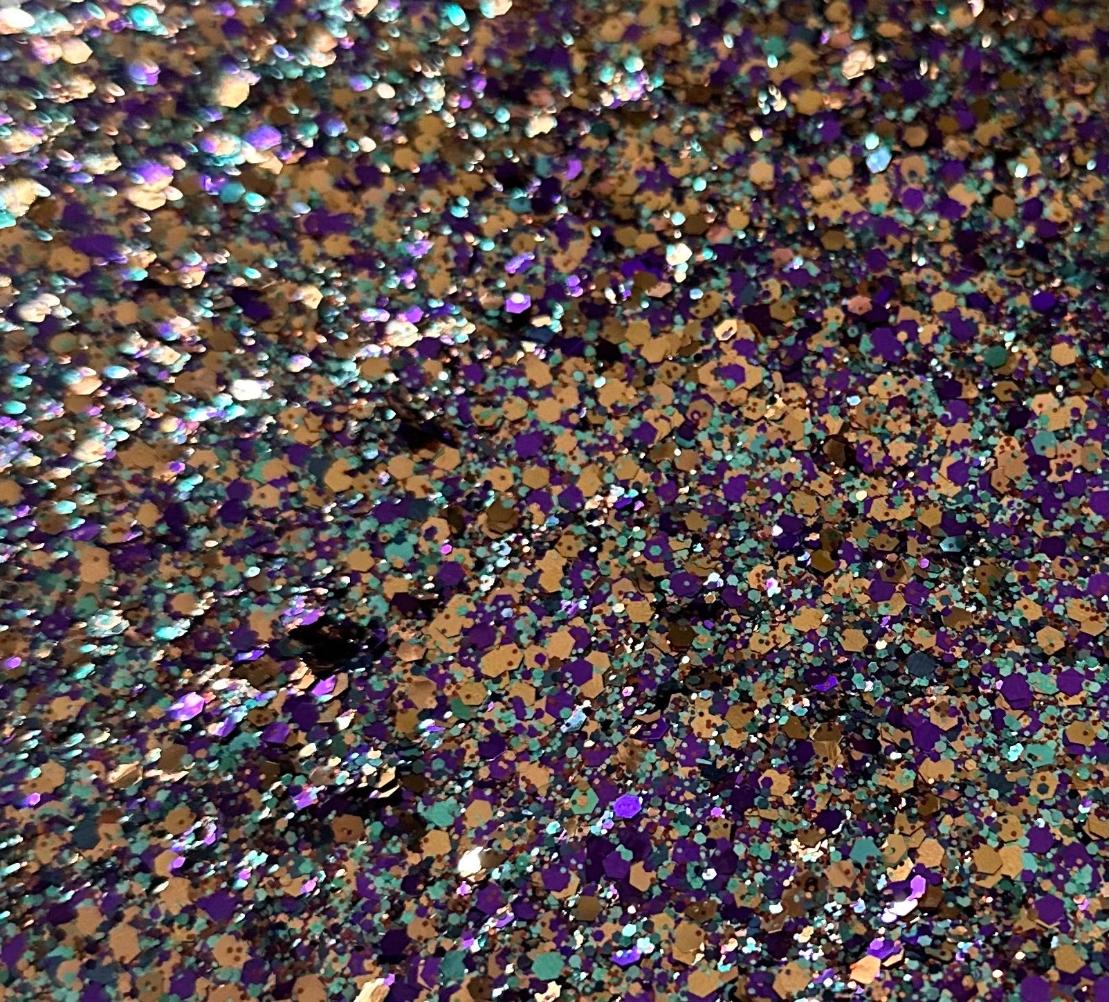 Glitterology Mixes - August